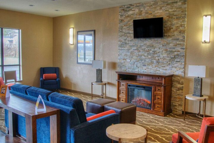 Hotel Interior 11 of 48