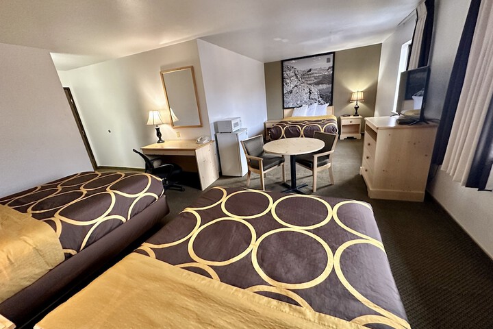 Room 14 of 46