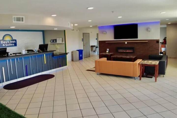 Days Inn & Suites by Wyndham Thibodaux