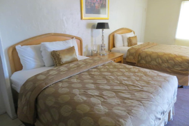 Room 40 of 51