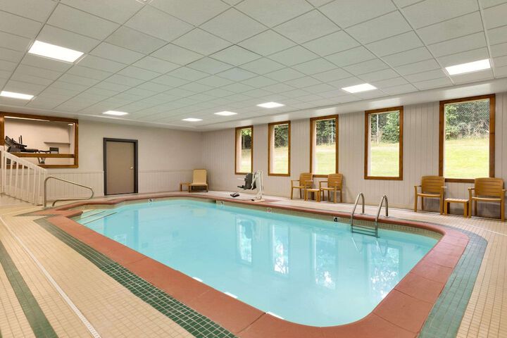 Pool 2 of 24