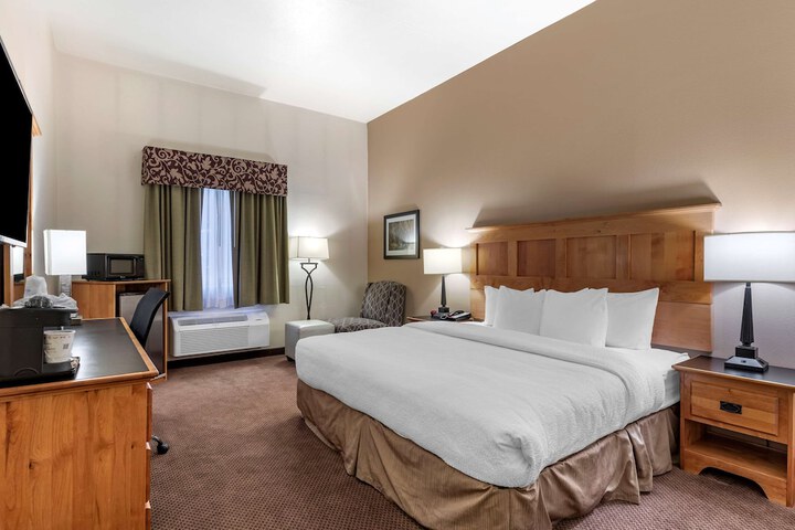 Room 15 of 28