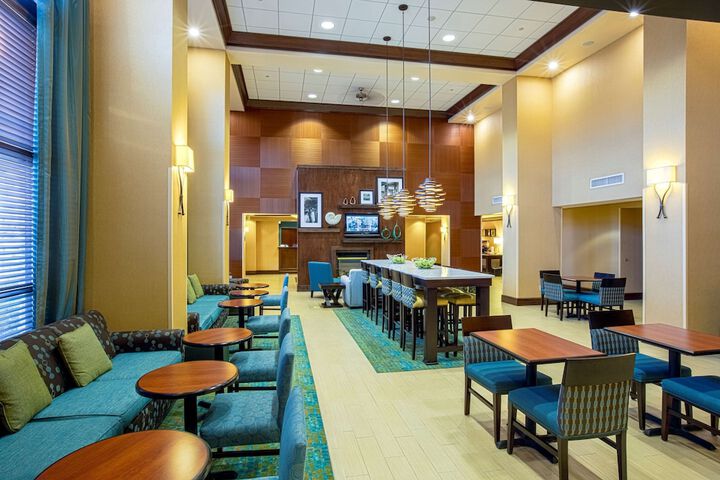 Hampton Inn & Suites Sacramento-Elk Grove Laguna I-5
