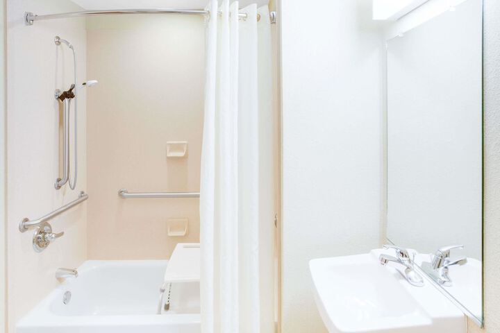 Microtel Inn & Suites by Wyndham Saraland / North Mobile