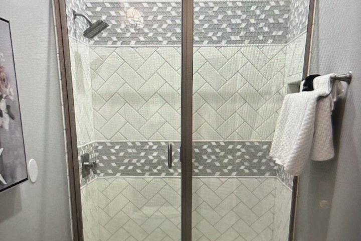 Room 14 of 25