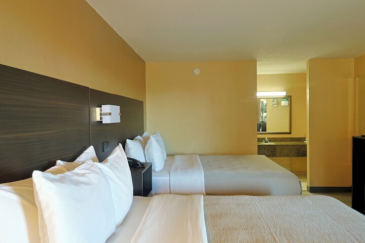 Quality Inn Kennedy Space Center