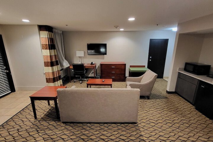 Wyndham Garden Fort Wayne