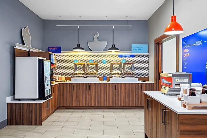 Holiday Inn Express & Suites Tumwater Olympia by IHG