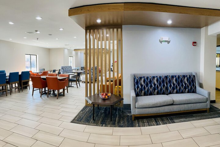 Hotel 2 of 55