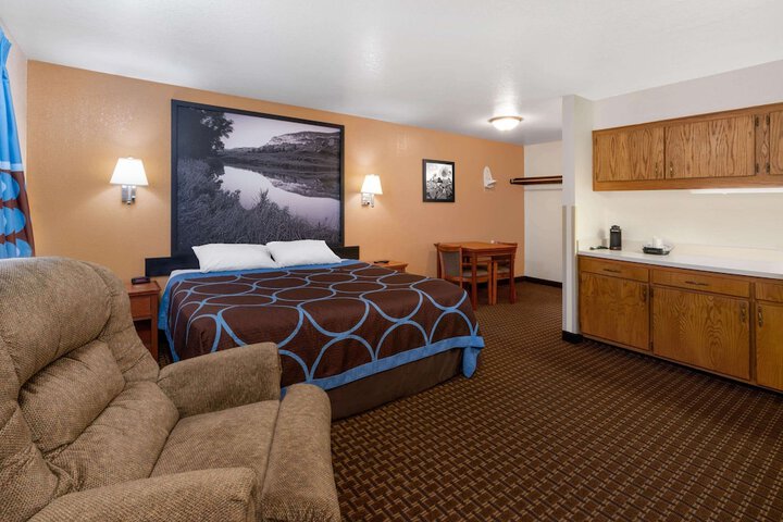 Room 14 of 23