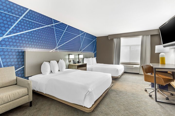 Room 16 of 26