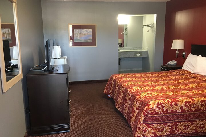 Room 26 of 51