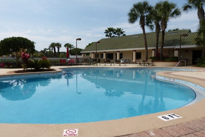 Pool 4 of 26