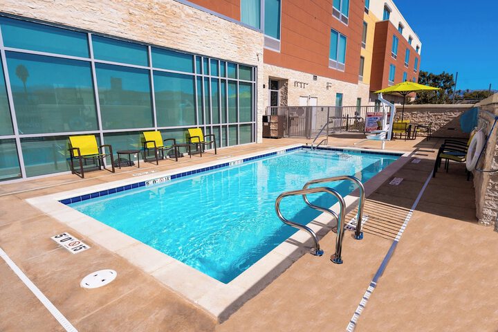 Pool 3 of 34