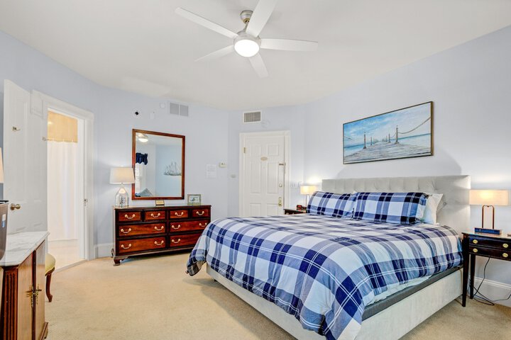 Room 90 of 191