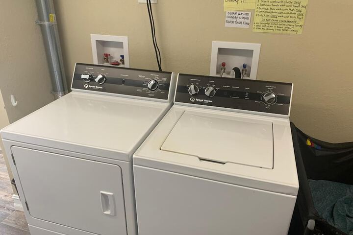 Laundry 49 of 51