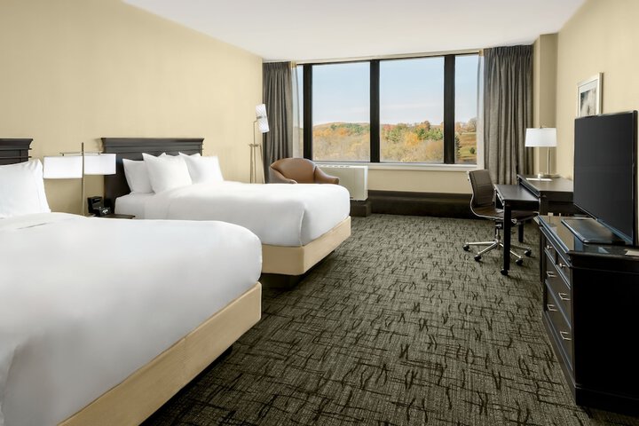 Room 20 of 34