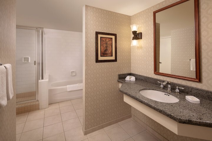 St. Eugene Golf Resort & Casino