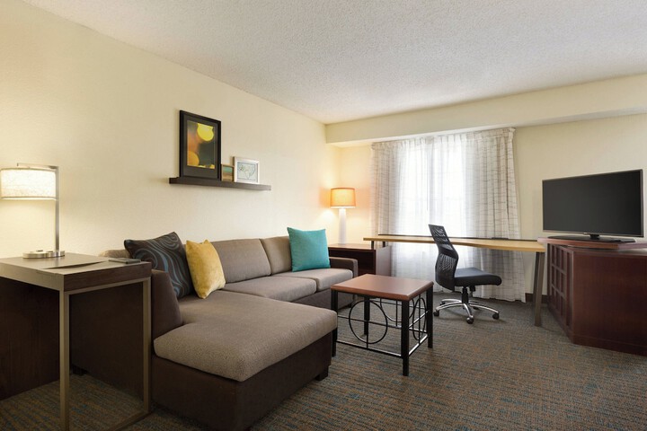 Room 12 of 20
