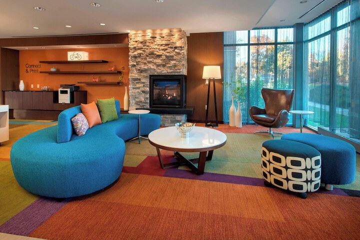 Fairfield Inn and Suites by Marriott Syracuse Carrier Circle