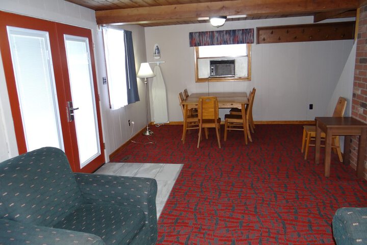 Room 32 of 116