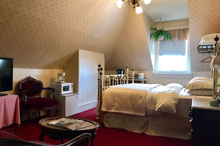 Room 19 of 26