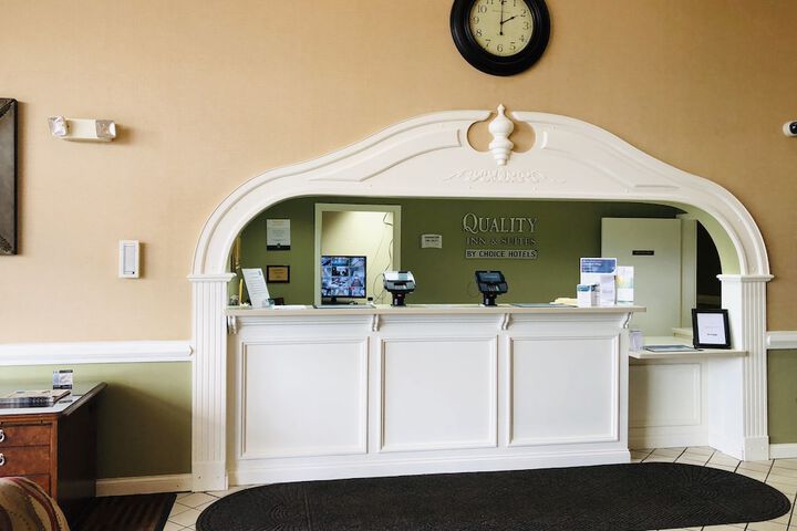 Quality Inn & Suites Somerset Downtown