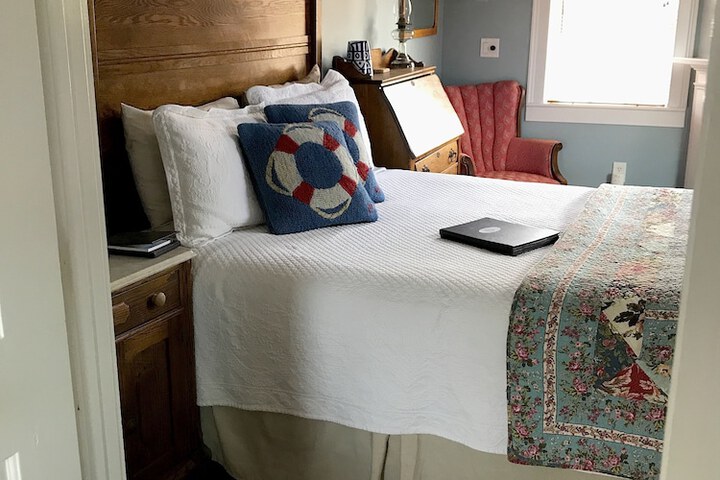 Room 45 of 63
