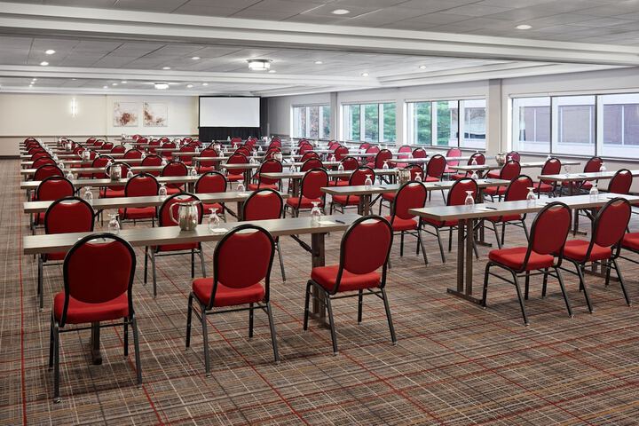 Delta Hotels by Marriott Sherbrooke Conference Centre