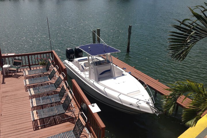Bay Palms Waterfront Resort - Hotel and Marina