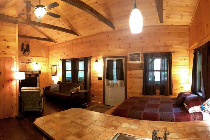 Room 33 of 64