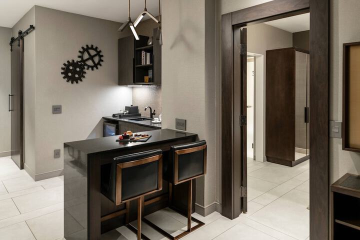 Room 60 of 118