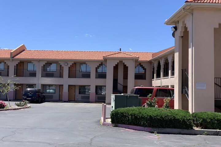 Hotel 13 of 26