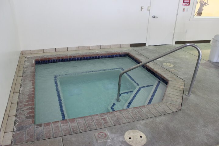 Spa 48 of 56