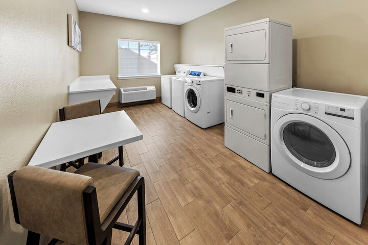 Candlewood Suites VICTORIA by IHG
