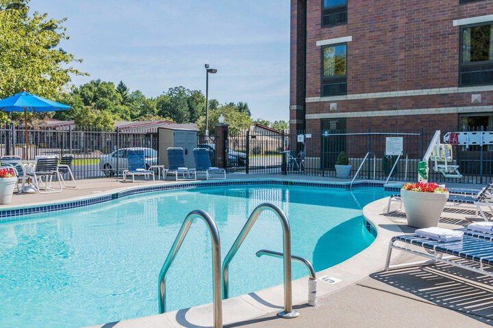 Pool 5 of 38
