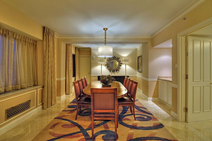 Room 34 of 125