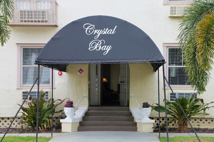 Crystal Bay Historic Hotel
