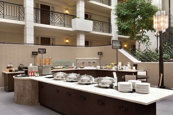 Embassy Suites by Hilton Piscataway Somerset