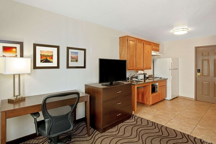 Room 15 of 29
