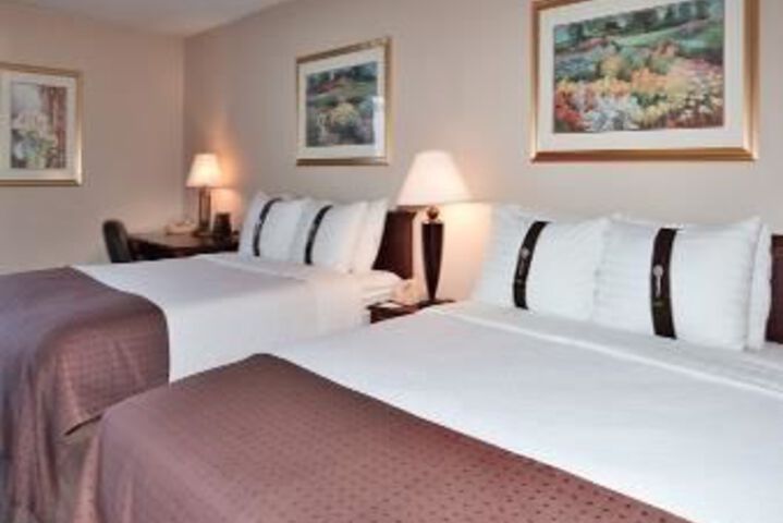 Ramada Plaza Rochester Airport