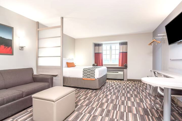 Room 15 of 35