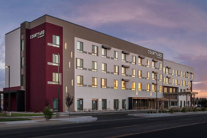Hotel 2 of 43