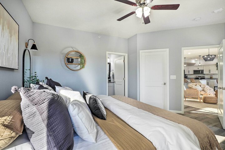 Reeds Spring Condo 3 Mi to Silver Dollar City!