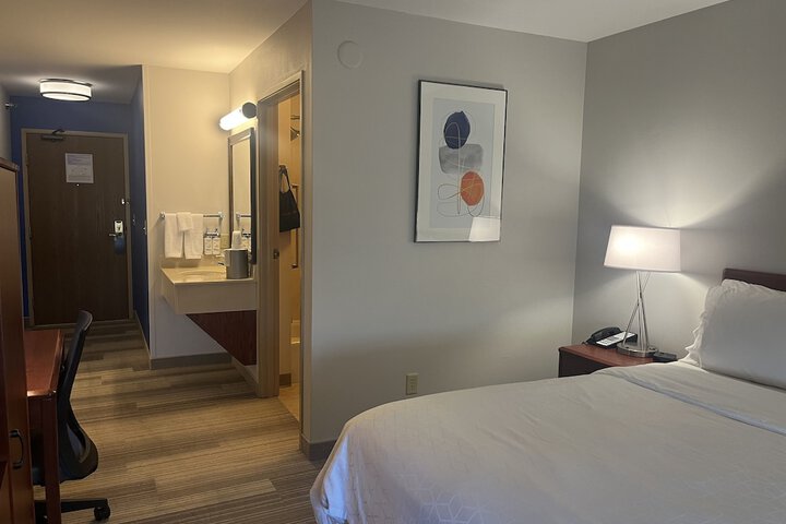 Room 54 of 111