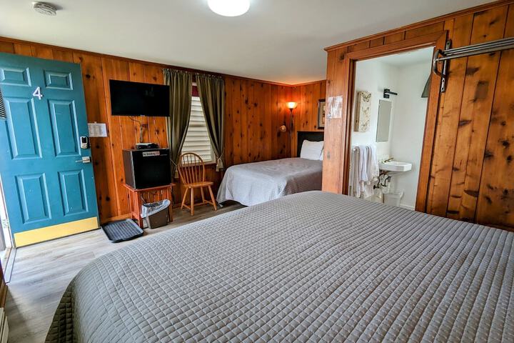 Room 125 of 140