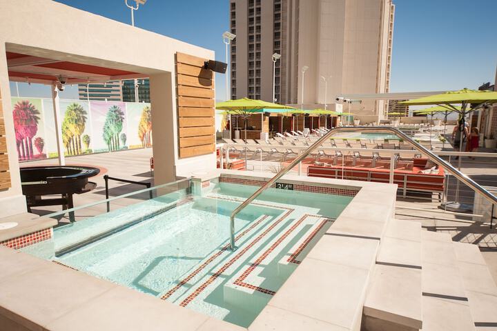 Pool 12 of 67