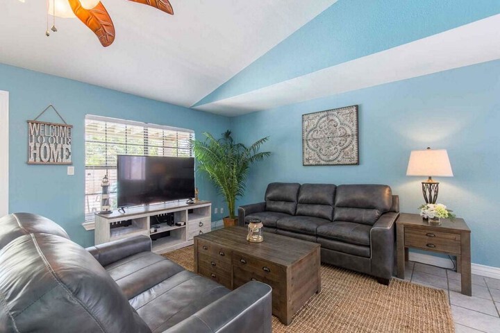 TREASURE ISLAND TOWNHOUSE