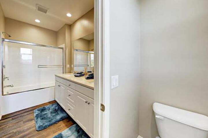 525 Surfbird Home Home