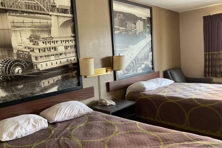 Super 8 by Wyndham Chattanooga / East Ridge